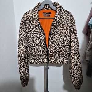 ZARA Leopard Print Cropped Bomber Jacket in Beige with Orange Lining